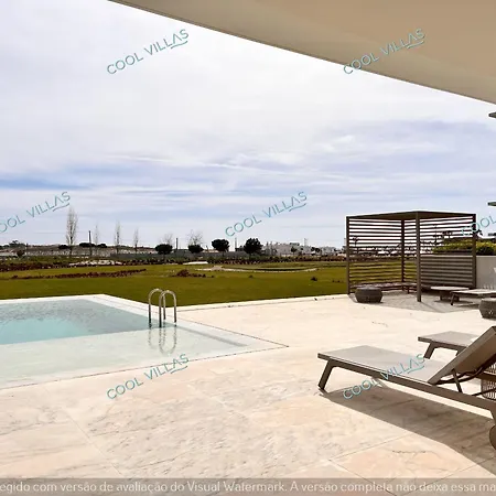 Apartment Beachfront - 4 Pax - Swimming Pool *