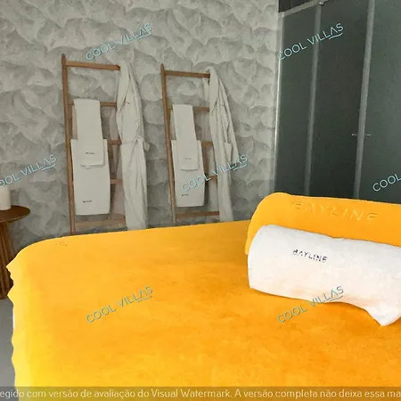 Lägenhet Beachfront - 4 Pax - Swimming Pool *