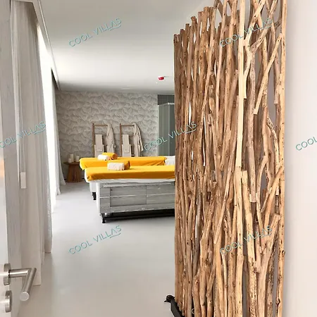 Apartment Beachfront - 4 Pax - Swimming Pool *