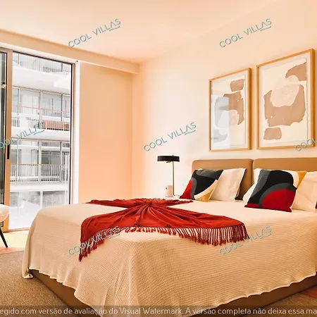 Beachfront - 4 Pax - Swimming Pool Apartment *