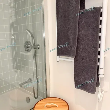 Beachfront - 4 Pax - Swimming Pool Lägenhet