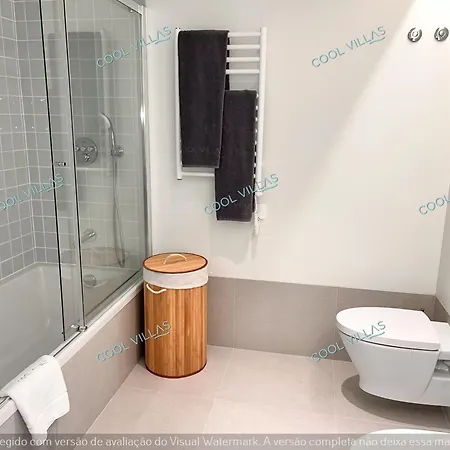 Beachfront - 4 Pax - Swimming Pool Appartement